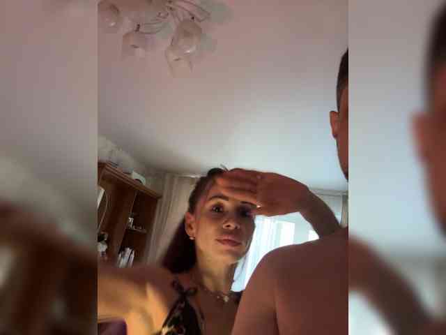 VIP17CoupleDream webcam