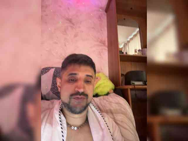 VIP17CoupleDream webcam