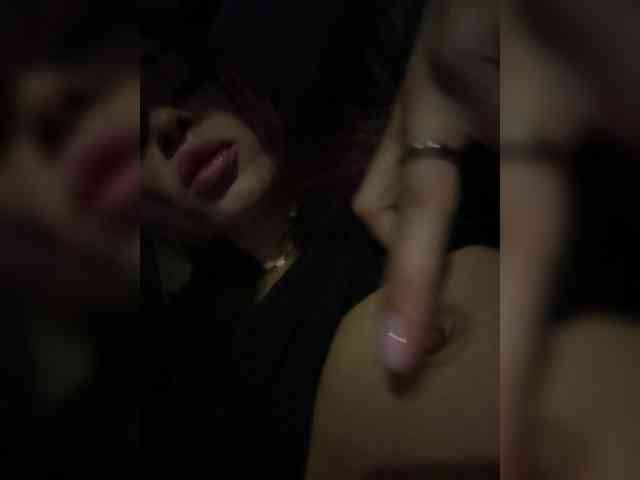 VIP17CoupleDream Live Webcam on {site_name}