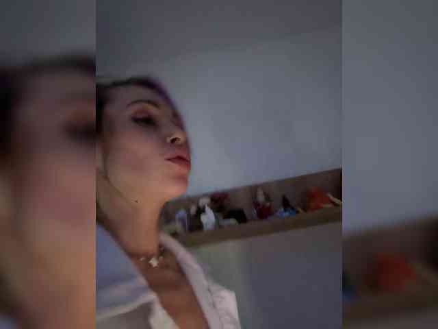 VIP17CoupleDream webcam