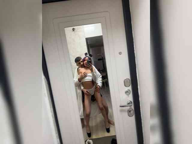 VIP17CoupleDream webcam