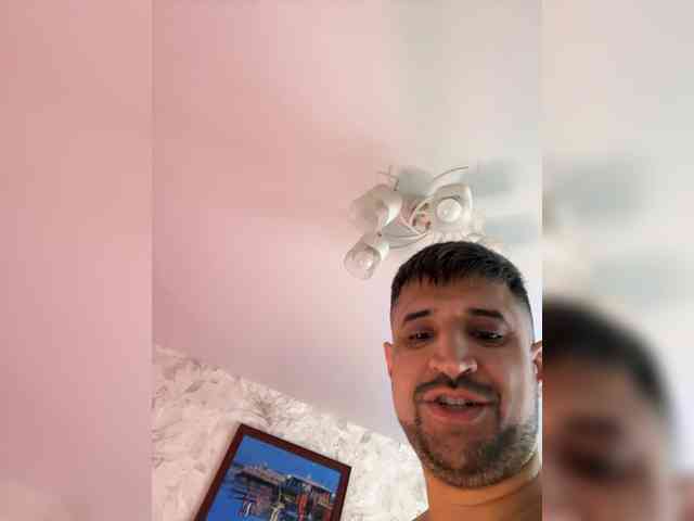 VIP17CoupleDream webcam