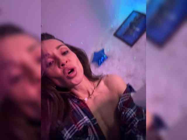 VIP17CoupleDream webcam