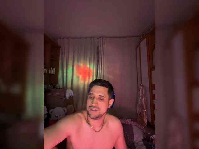 VIP17CoupleDream webcam