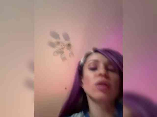 VIP17CoupleDream webcam