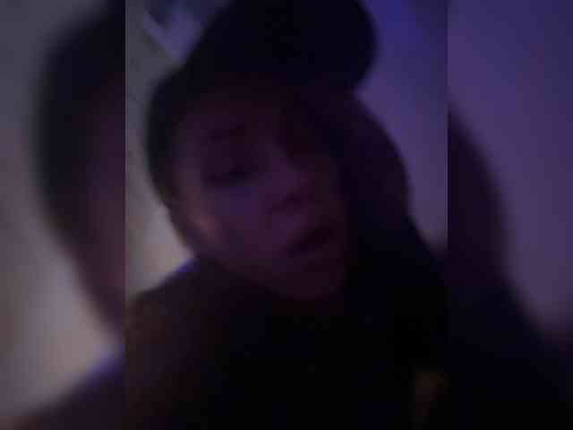 VIP17CoupleDream webcam