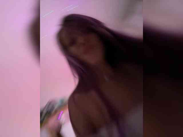 VIP17CoupleDream webcam