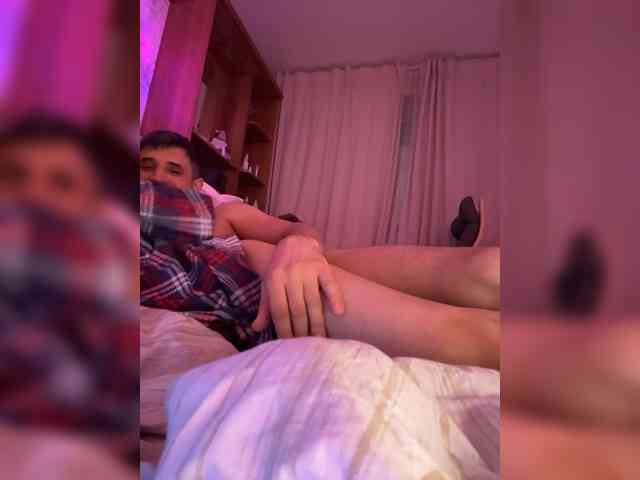 VIP17CoupleDream webcam