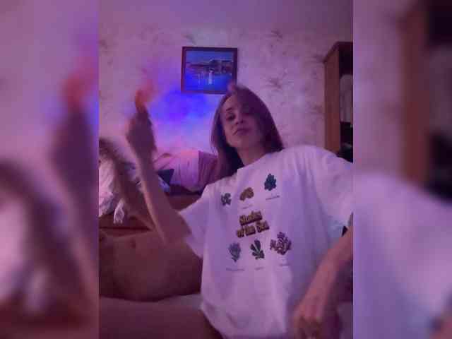 VIP17CoupleDream Live Webcam on {site_name}