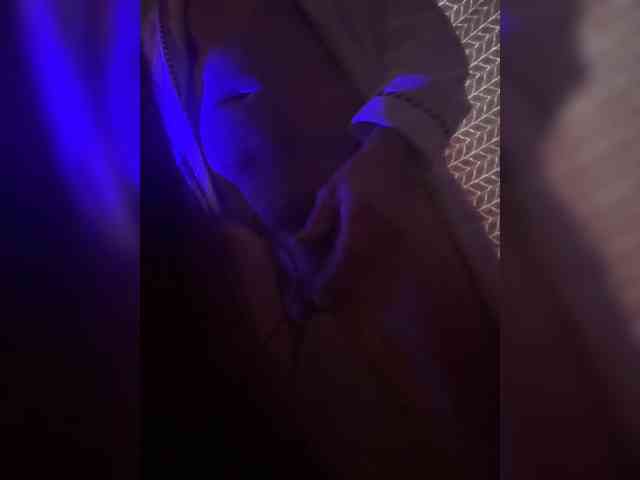 VIP17CoupleDream webcam