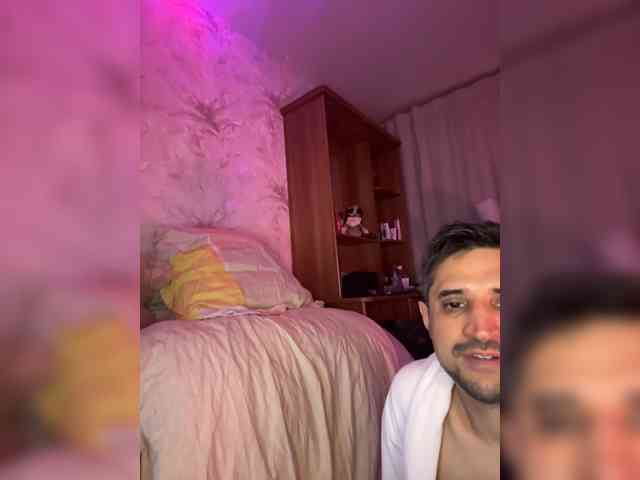 VIP17CoupleDream webcam