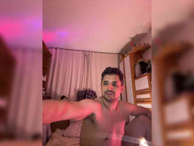 VIP17CoupleDream webcam