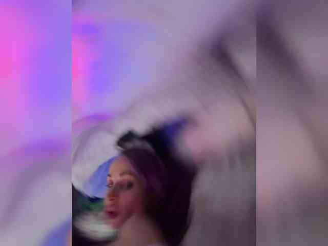 VIP17CoupleDream webcam