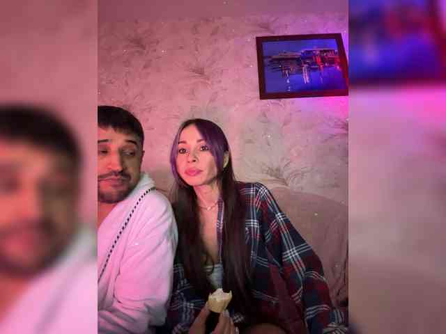 VIP17CoupleDream webcam