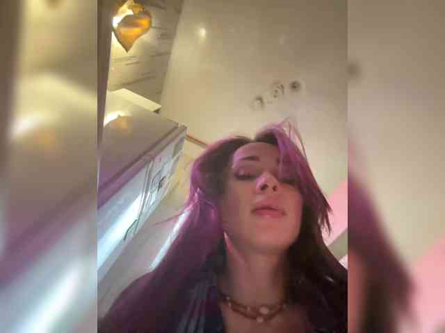 VIP17CoupleDream webcam