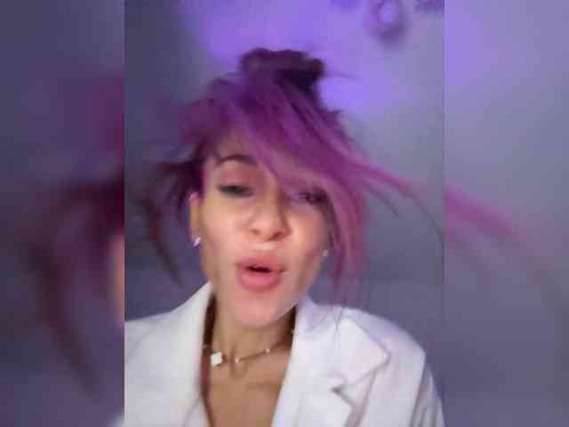 VIP17CoupleDream webcam