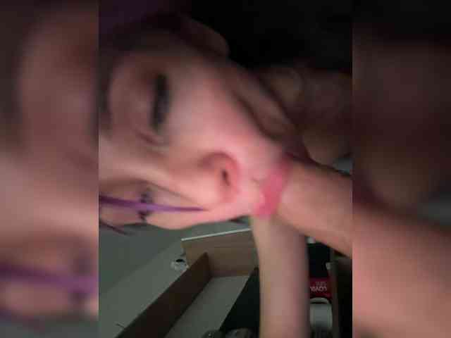 VIP17CoupleDream webcam