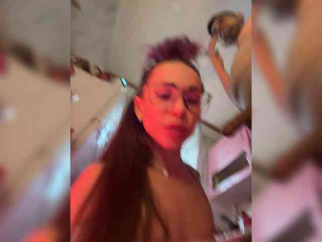 VIP17CoupleDream webcam