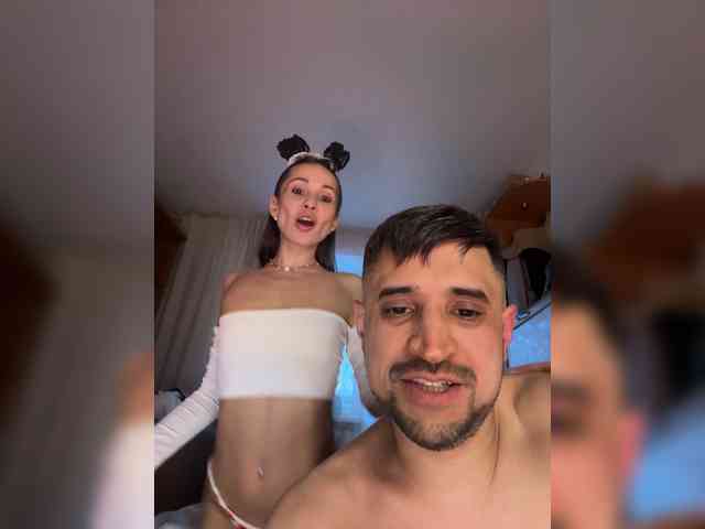 VIP17CoupleDream webcam