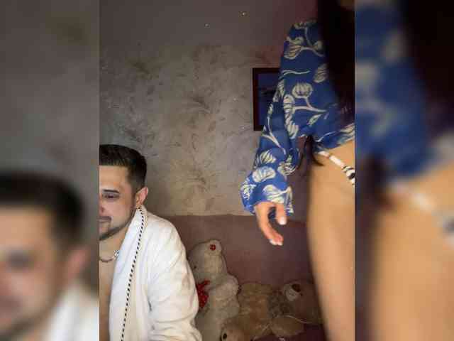 VIP17CoupleDream webcam