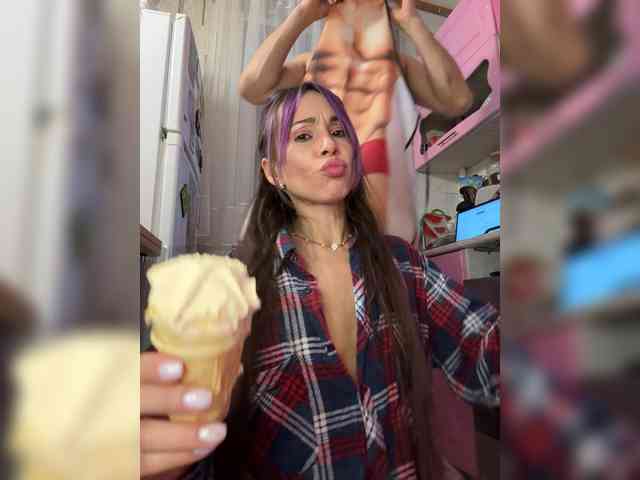 VIP17CoupleDream webcam