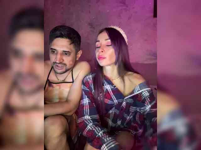 VIP17CoupleDream webcam