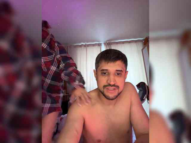 VIP17CoupleDream webcam