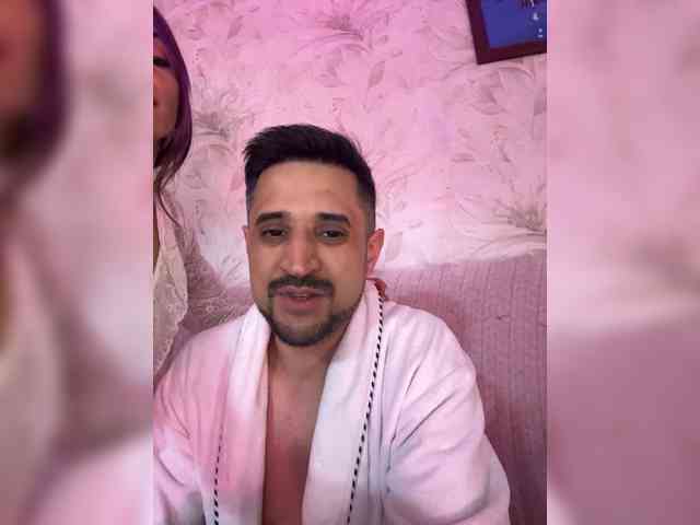 VIP17CoupleDream webcam