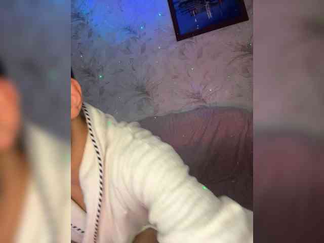 VIP17CoupleDream webcam