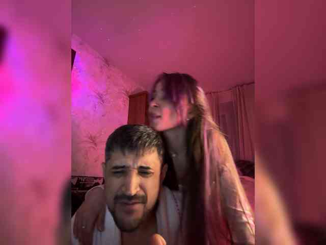 VIP17CoupleDream webcam