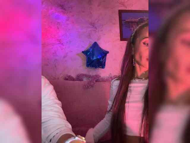 VIP17CoupleDream webcam