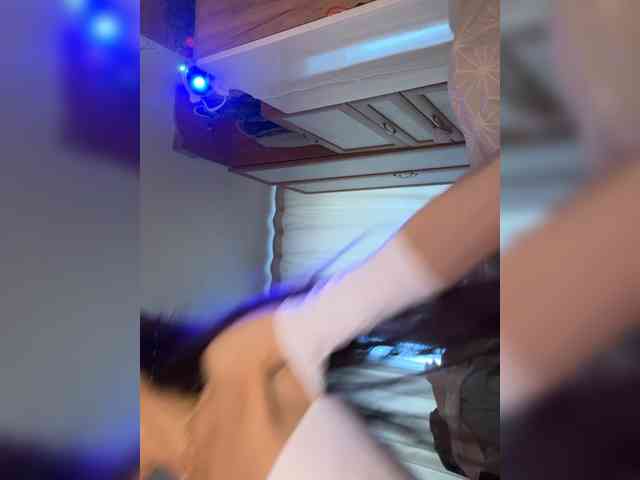 VIP17CoupleDream webcam