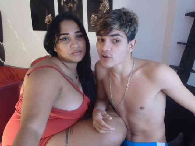 Queenofsquirt webcam