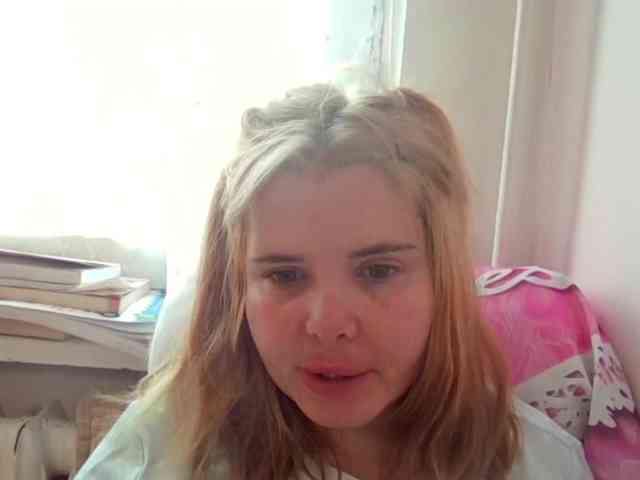 ElenaPleasure webcam