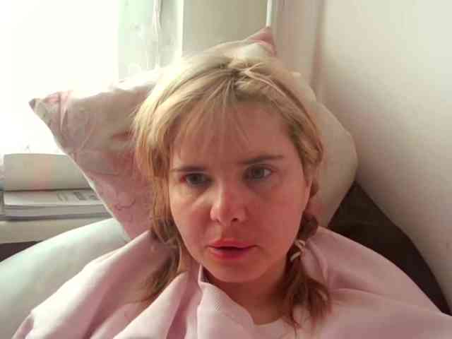 ElenaPleasure webcam