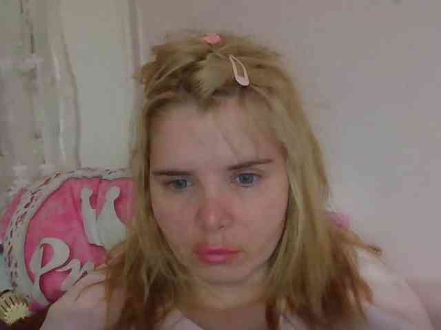 ElenaPleasure webcam