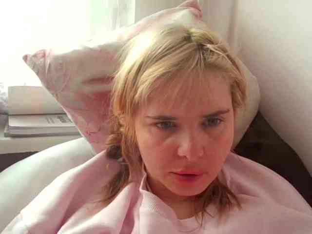 ElenaPleasure webcam