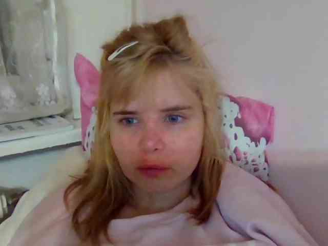 ElenaPleasure webcam