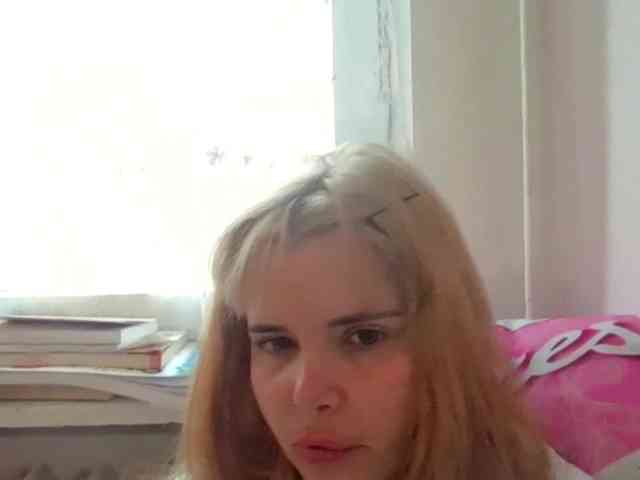 ElenaPleasure webcam