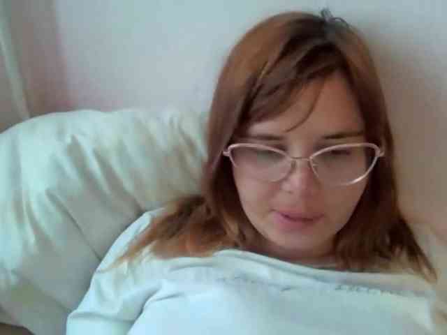 ElenaPleasure webcam