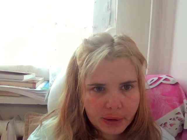 ElenaPleasure webcam