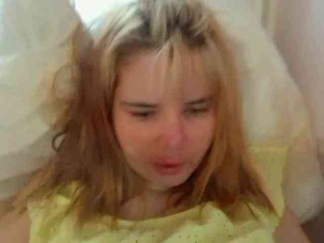 ElenaPleasure webcam