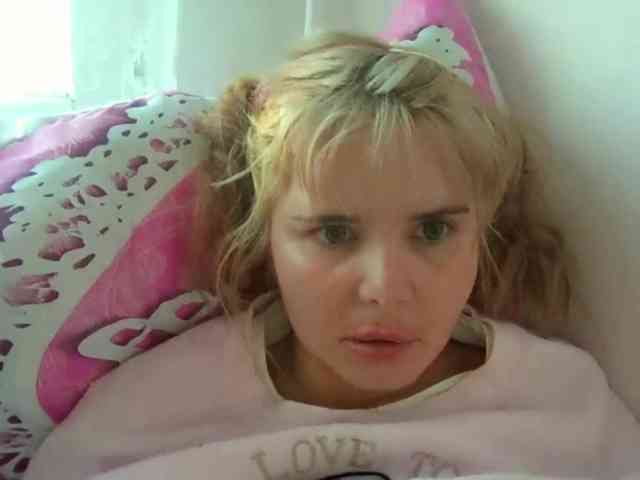 ElenaPleasure webcam