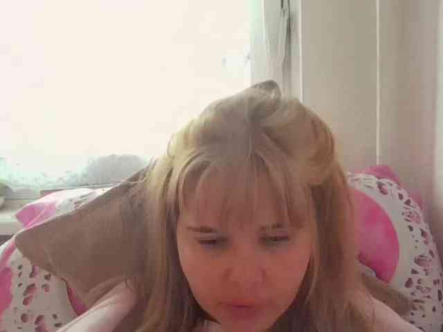 ElenaPleasure webcam