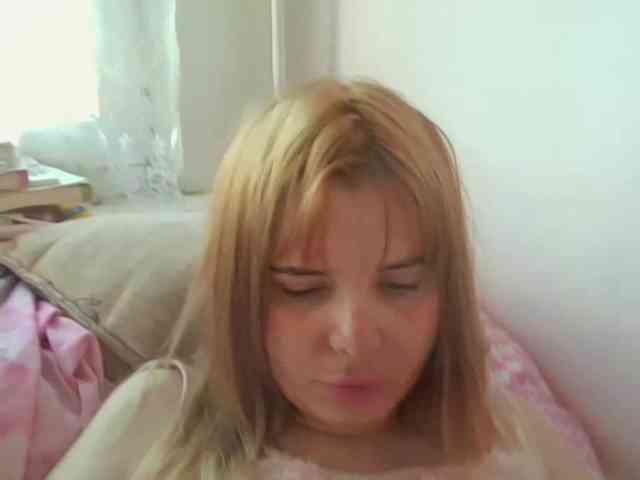 ElenaPleasure webcam