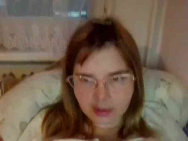 ElenaPleasure webcam