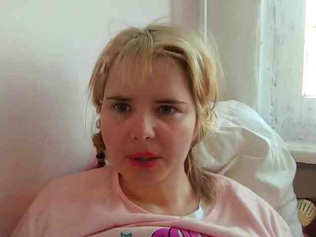 ElenaPleasure webcam