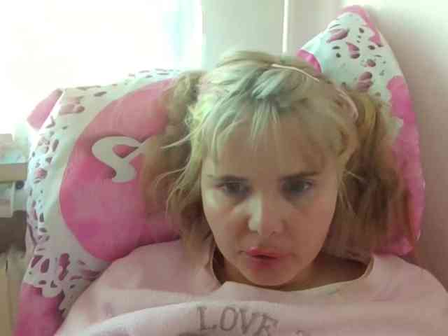 ElenaPleasure webcam