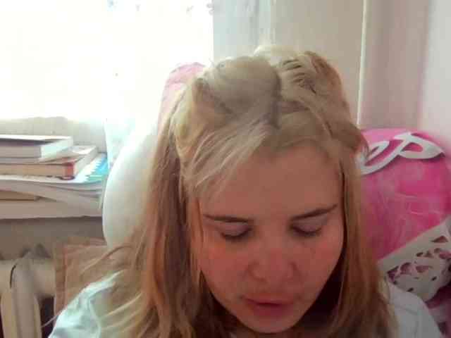 ElenaPleasure webcam