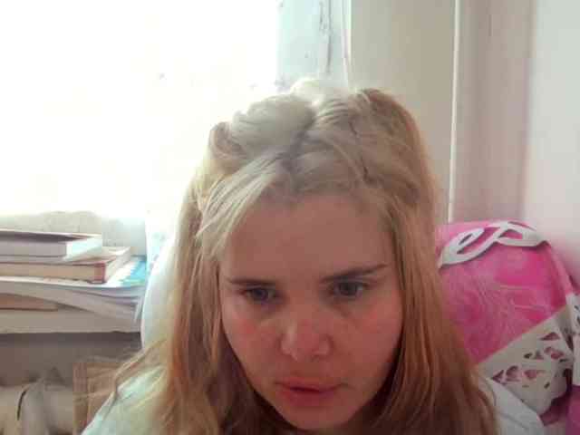 ElenaPleasure webcam